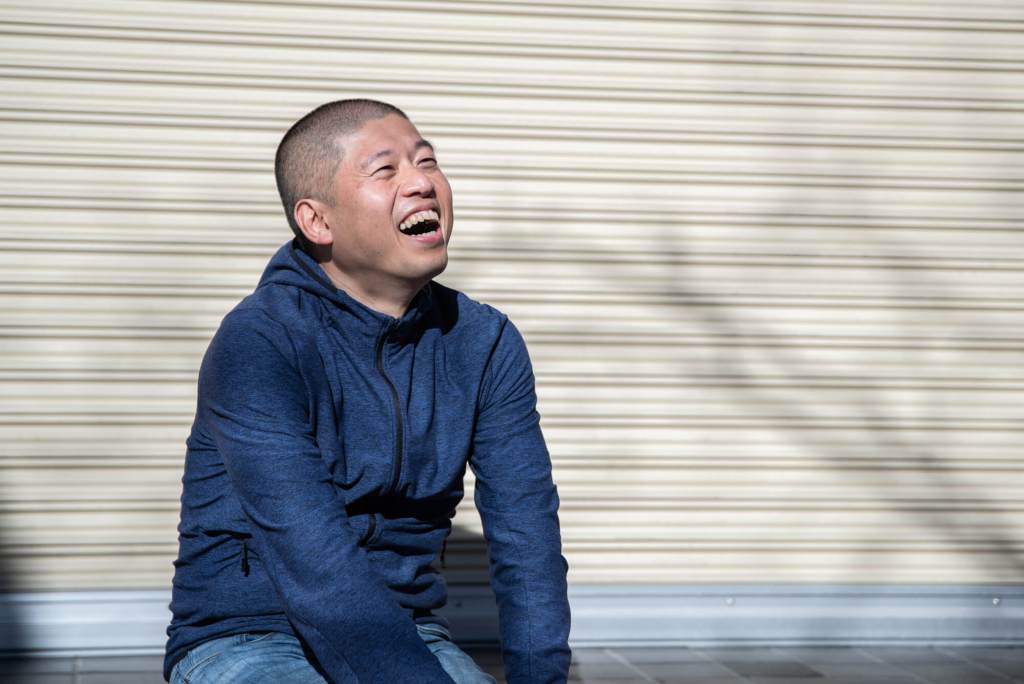 坊主頭に込める『「自分」を殺すな、武器にしろ』という思い | 薄毛を